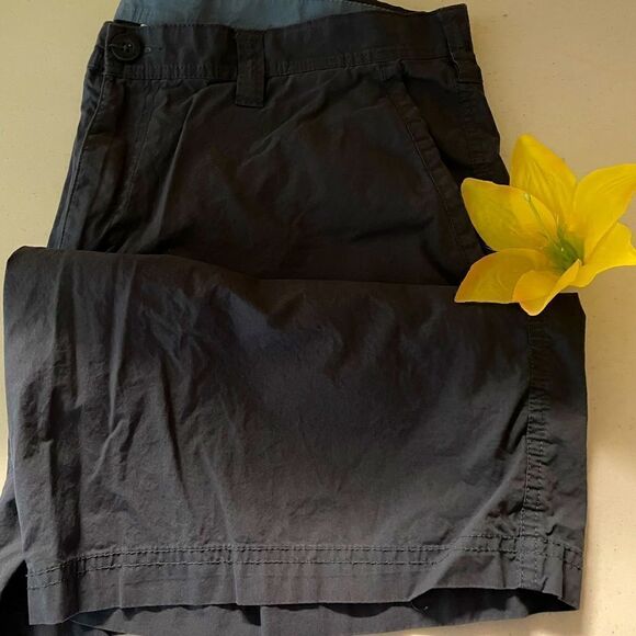 Columbia dark grey mens shorts - Picture 1 of 8
